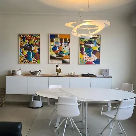 Апартаменты Frontaal Gelijkvloers Seaview 80m² 2 Slp