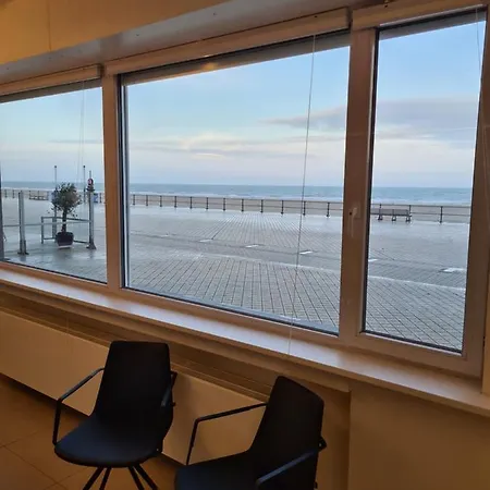 Апартаменты Frontaal Gelijkvloers Seaview 80m² 2 Slp *